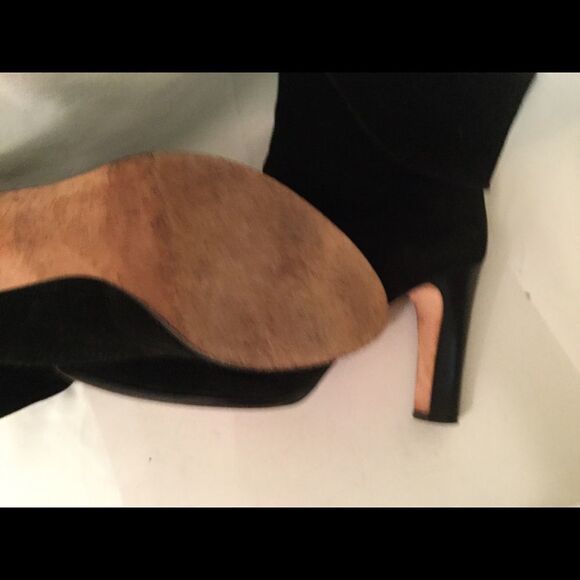 MICHAEL KORS BLACK SUEDE LEATHER ANKLE HEEL BOOTS - Picture 8 of 14